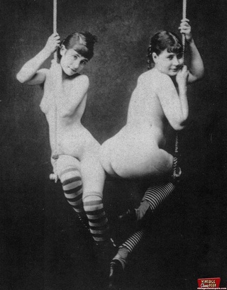 sexy ladies twenties love