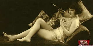 calientes fumando vintage chicks