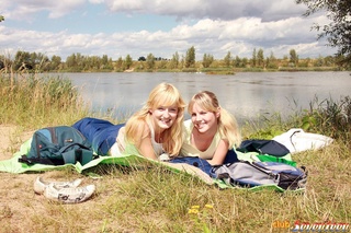 hot schoolgirls horny fun