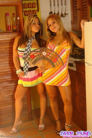 twins peel sundresses reveal