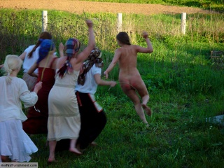 guapas rusas pelirroja breaking