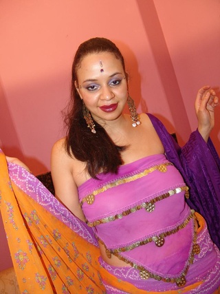 tetuda indias lasmi lifts