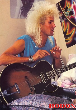 dirty seventies groupie blowing